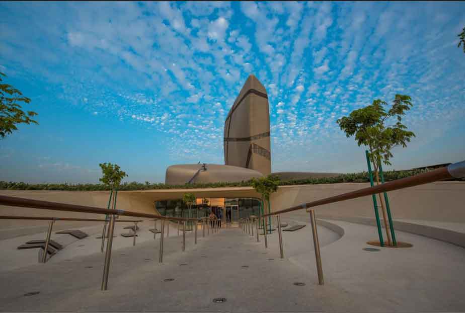 Tour to visit Ithra